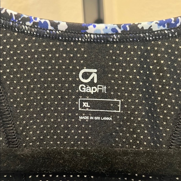GAP FIT work out Tank Top - Picture 2 of 5